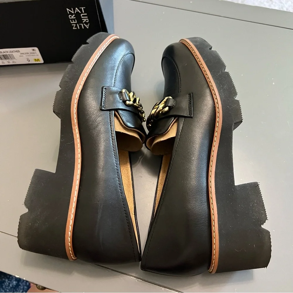 Naturalizer Black Leather Desi Slide on Loafers with Gold Chain Accent